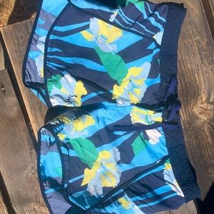 Patagonia Flower print board shorts size 6